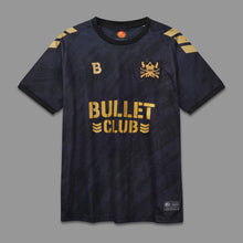 Lade das Bild in den Galerie-Viewer, NJPW Bullet Club Gold Football Jersey
